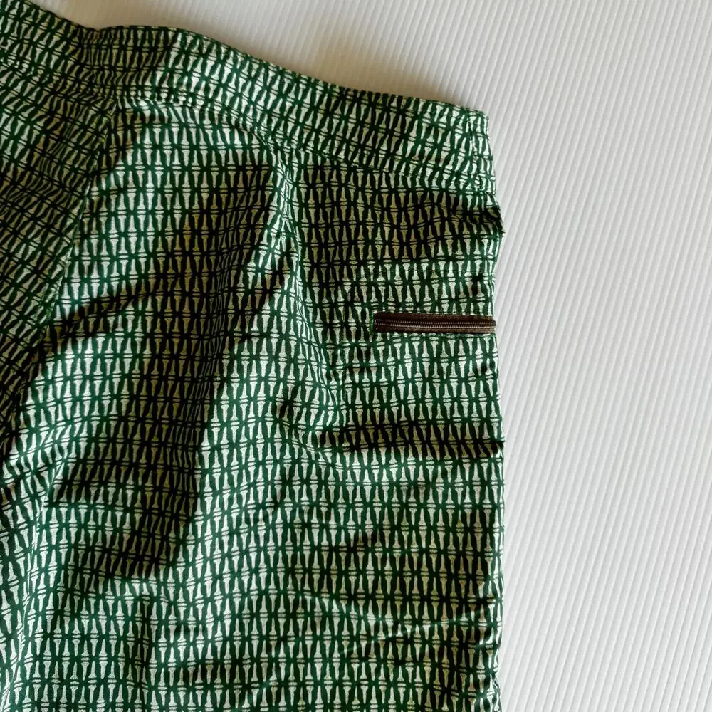 Patagonia Board Shorts Men’s 33 Green Geometric Surf Swim Beach Quick Dry